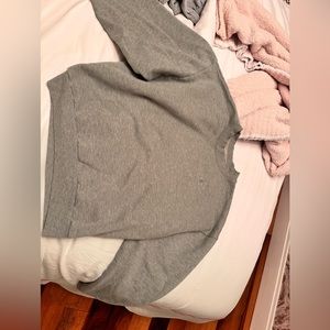 Alo sweatshirt. Sweatpants are also posted on my page.